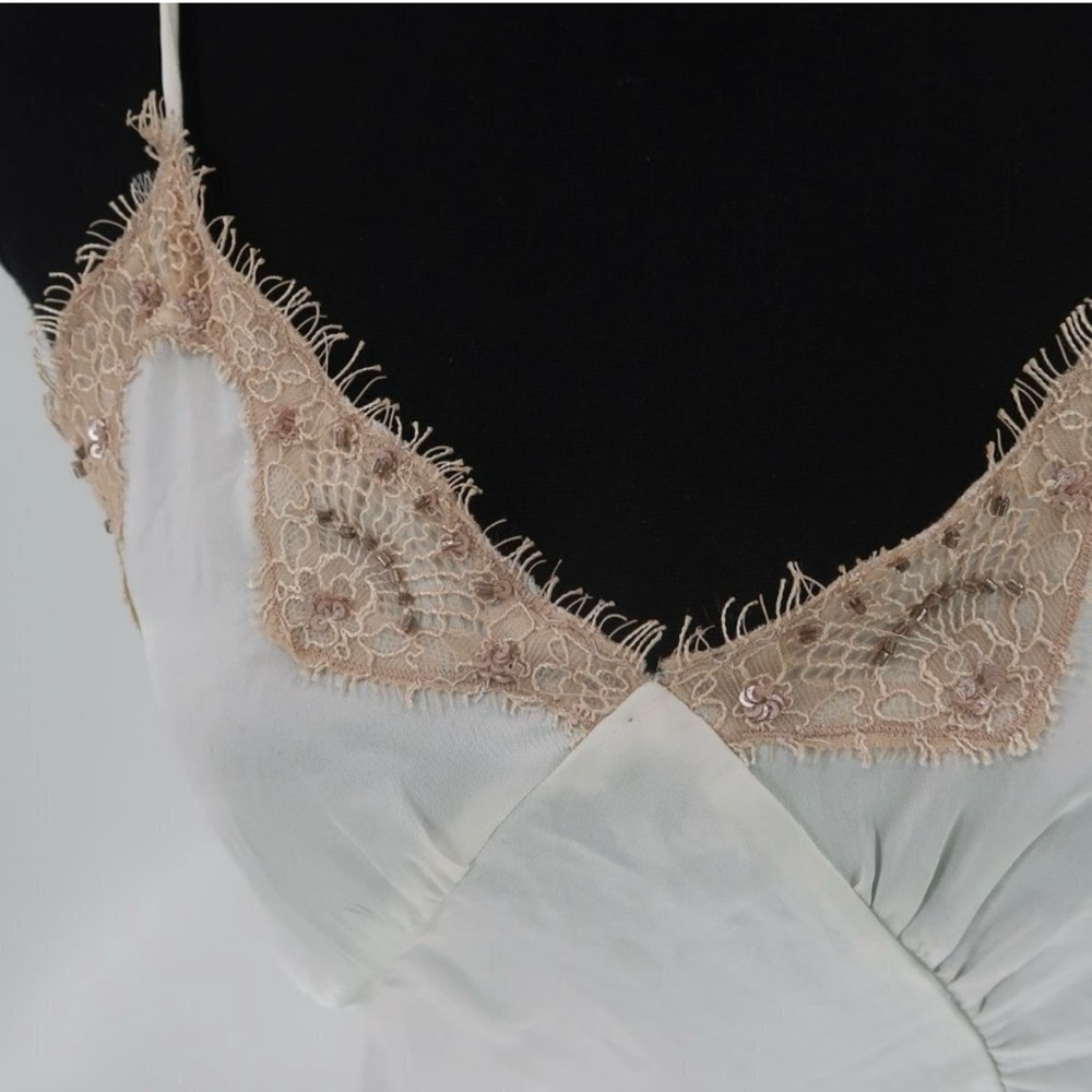 Zara White and Tan Slip - Picture 3 of 8